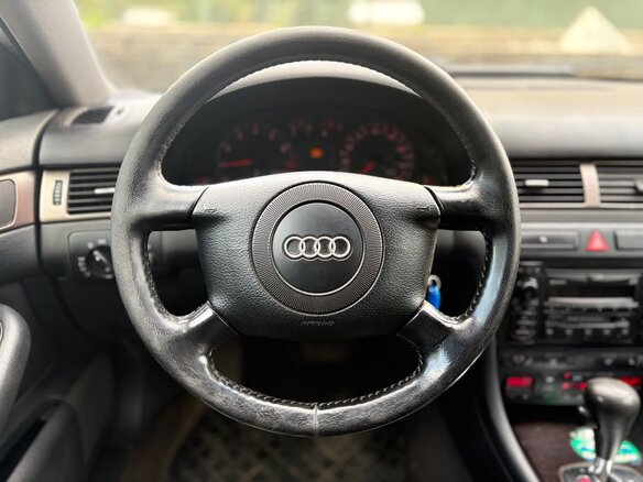 1998 Audi A6 II (C5), серый, 440000 рублей - вид 15