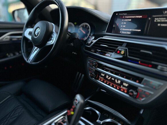 2018 BMW 7 серии Long 740Ld xDrive VI (G11/G12), белый, 4220000 рублей - вид 7