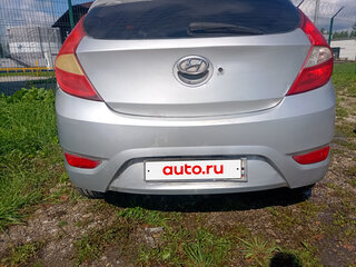 2012 Hyundai Solaris I, серебристый, 690000 рублей, вид 3
