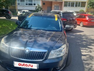 2010 Skoda Octavia II (A5) Рестайлинг, серый, 999999 рублей, вид 2