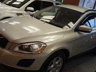 2010 Volvo XC60 I, серый, 1945000 рублей, вид 3
