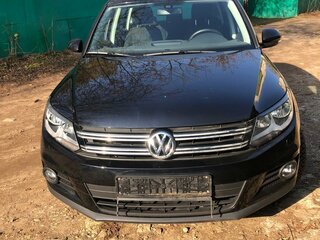2013 Volkswagen Tiguan I Рестайлинг, чёрный, 1790000 рублей, вид 3