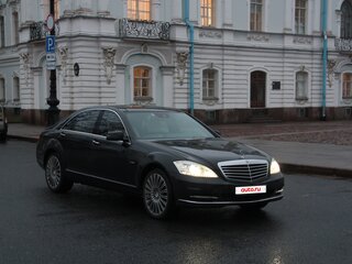 2012 Mercedes-Benz S-Класс 500 Long V (W221) Рестайлинг, чёрный, 2300000 рублей, вид 2