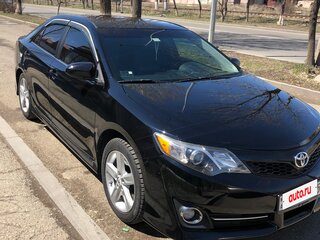 2014 Toyota Camry VII (XV50) Рестайлинг, чёрный, 1250000 рублей, вид 1