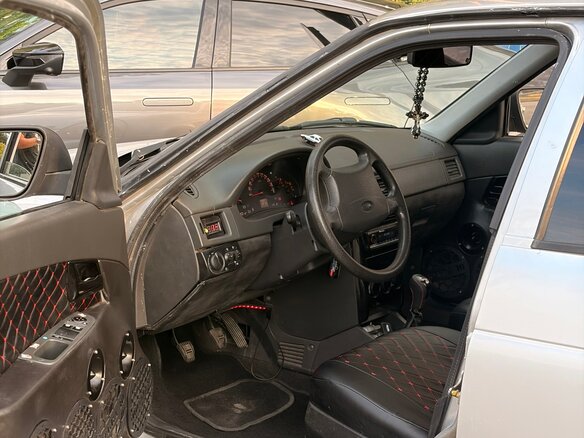 2011 Lada (ВАЗ) Priora I, серебристый, 350000 рублей - вид 6