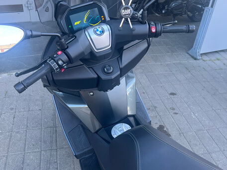 2021 BMW C 400 GT, серебристый, 750000 рублей, вид 2