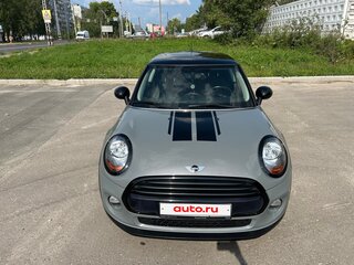 2017 Mini Hatch Cooper III (F55/F56), серый, 1900000 рублей, вид 3