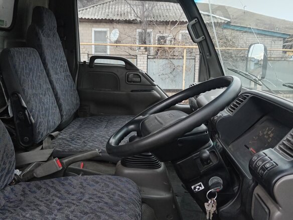2001 Isuzu Elf (N-series), белый, 1000000 рублей - вид 16
