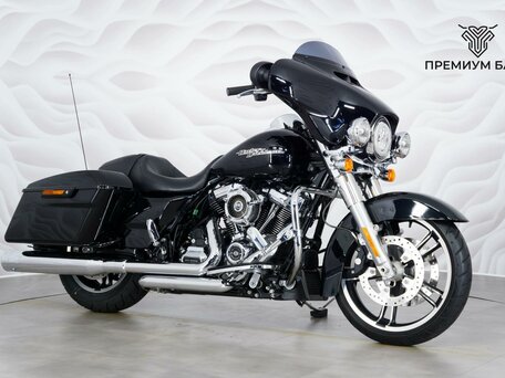 2017 Harley-Davidson Street Glide, чёрный, 1799000 рублей, вид 5