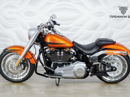 2019 Harley-Davidson Fat Boy, оранжевый, 1947000 рублей, вид 2