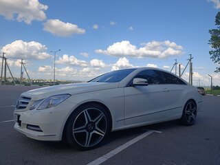 2011 Mercedes-Benz E-Класс 200 5G-Tronic IV (W212, S212, C207), белый, 1300000 рублей, вид 5