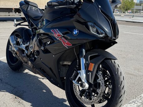 2021 BMW S 1000 RR, чёрный, 1650000 рублей, вид 1