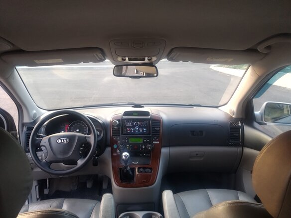 2006 Kia Carnival II, серый, 715000 рублей - вид 5