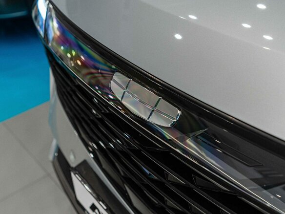 2025 Geely Atlas II, серебристый, 3997651 рублей - вид 8