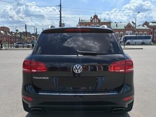 2013 Volkswagen Touareg II, чёрный, 2950000 рублей, вид 3
