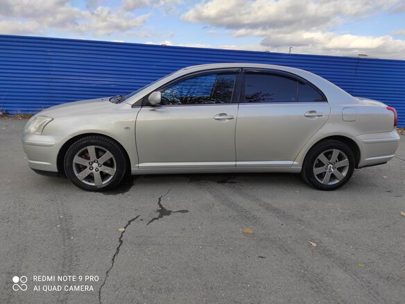 2005 Toyota Avensis II, серебристый - вид 4