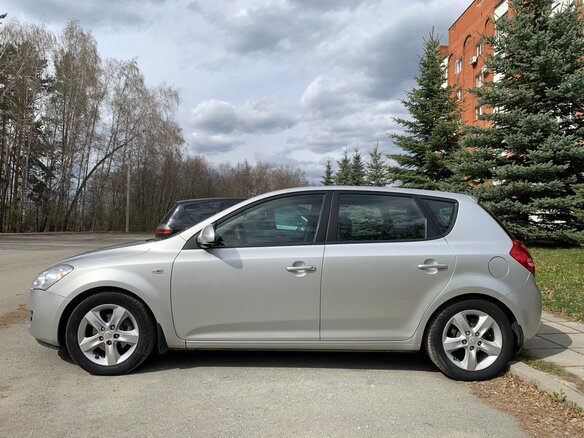 2007 Kia Ceed I, серебристый, 750000 рублей - вид 13