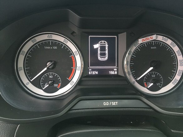 2017 Skoda Octavia III (A7) Рестайлинг, белый, 1350000 рублей - вид 9