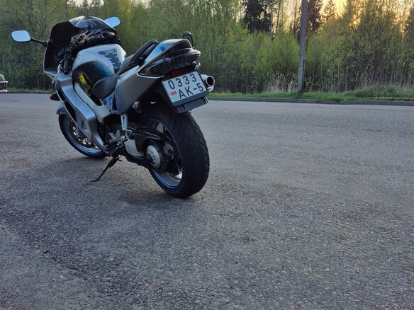 2001 Honda VFR 800, серый, 430000 рублей - вид 8