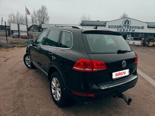 2011 Volkswagen Touareg II, чёрный, 2000000 рублей, вид 5