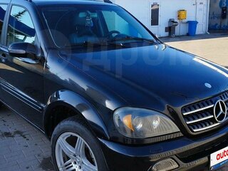2003 Mercedes-Benz M-Класс 350 I (W163) Рестайлинг, чёрный, 750000 рублей, вид 3