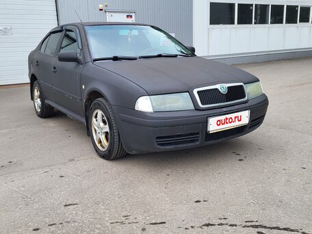 2002 Skoda Octavia I (A4) Рестайлинг, чёрный, 320000 рублей, вид 4