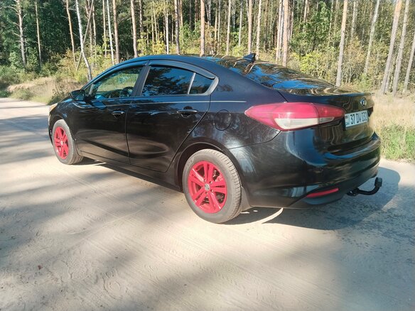2018 Kia Cerato III Рестайлинг (Classic), чёрный, 889000 рублей - вид 9