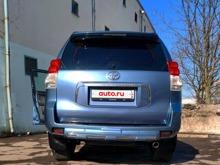 2010 Toyota Land Cruiser Prado 150 Series, серый, 4330000 рублей, вид 3