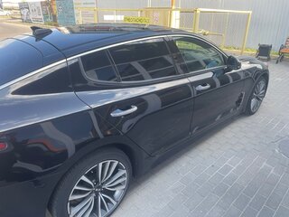 2018 Kia Stinger I, чёрный, 2650000 рублей, вид 4