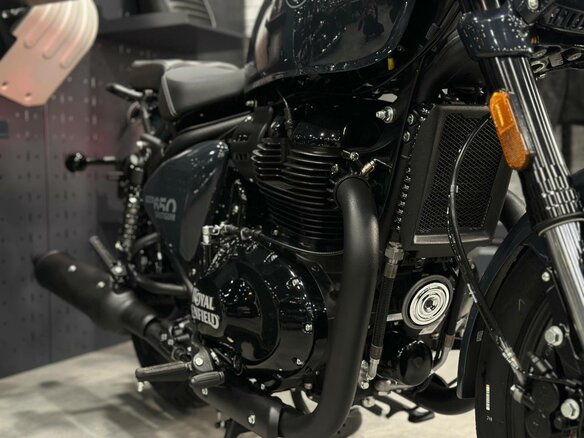 2026 Royal Enfield Shotgun, чёрный, 722000 рублей - вид 16