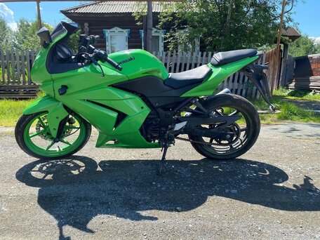 2011 Kawasaki Ninja 250R, зелёный, 250000 рублей, вид 2
