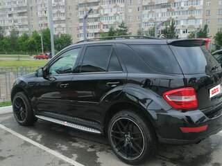 2008 Mercedes-Benz M-Класс 350 II (W164) Рестайлинг, чёрный, 1450000 рублей, вид 3
