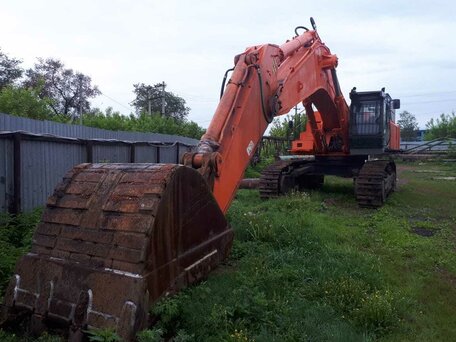 2006 Hitachi Гусеничные, 9900000 рублей, вид 1