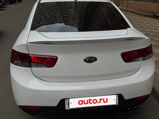 2011 Kia Cerato Koup II, белый, 950000 рублей, вид 2