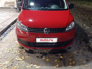 2011 Volkswagen Caddy III Рестайлинг, красный, 639000 рублей, вид 1