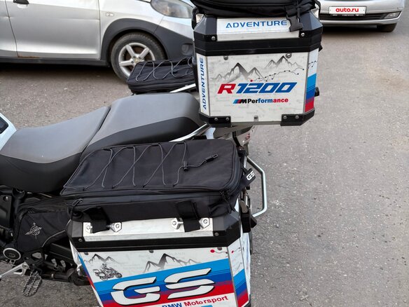 2015 BMW R 1200 GS Adventure, белый, 1000000 рублей - вид 5