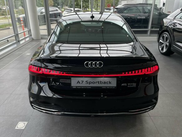 2026 Audi A7 L 45 TFSI II (4K), чёрный, 6900000 рублей - вид 1