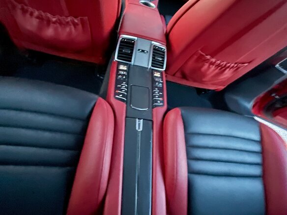 2015 Porsche Panamera GTS I Рестайлинг, красный, 4500000 рублей - вид 22
