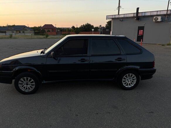 2008 Lada (ВАЗ) 2114, чёрный, 200000 рублей - вид 4