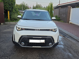 2023 Kia Soul III Рестайлинг, белый, 2400000 рублей, вид 1