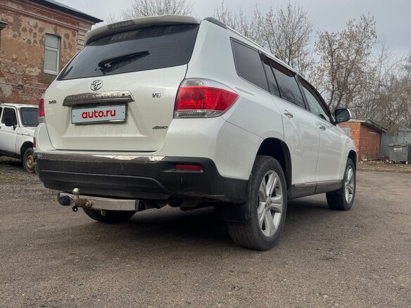 2011 Toyota Highlander II (XU40) Рестайлинг, белый, 1750000 рублей - вид 6