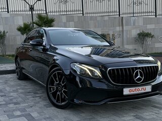 2017 Mercedes-Benz E-Класс 400 V (W213, S213, C238), чёрный, 3400000 рублей, вид 1