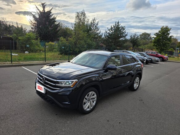 2019 Volkswagen Atlas Cross Sport I, чёрный, 3250000 рублей