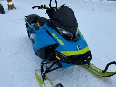 2018 BRP Ski-Doo Summit 850, голубой, 1250100 рублей, вид 2