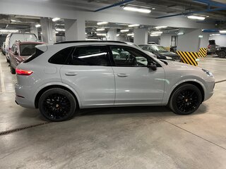 2018 Porsche Cayenne S III, серый, 8050000 рублей, вид 2