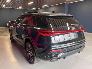 2026 Audi Q5 40 TFSI III (GU), чёрный, 4859177 рублей, вид 2