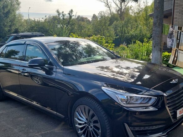 2017 Genesis G90 I, чёрный
