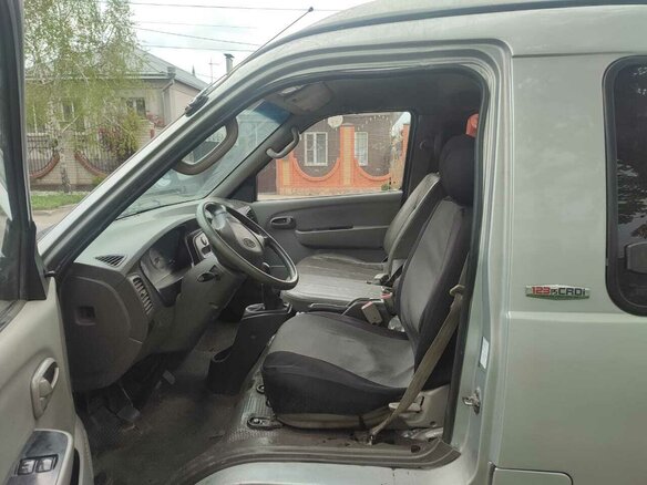 2005 Kia Bongo, серый, 930000 рублей - вид 7