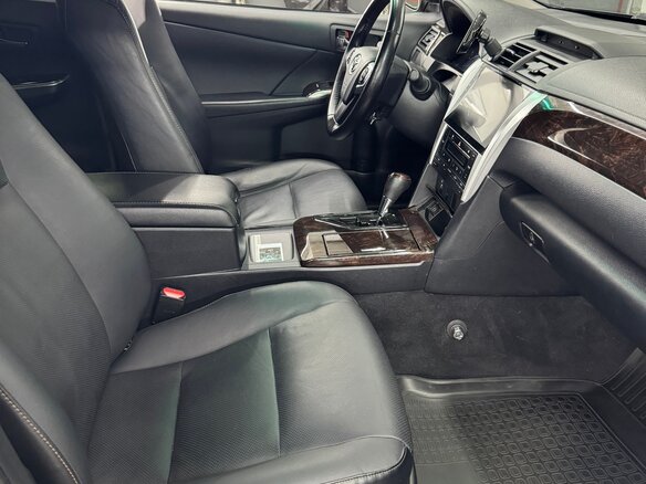 2015 Toyota Camry VII (XV50) Рестайлинг, чёрный - вид 11