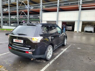 2013 Mitsubishi Outlander III, чёрный, 1390000 рублей, вид 5